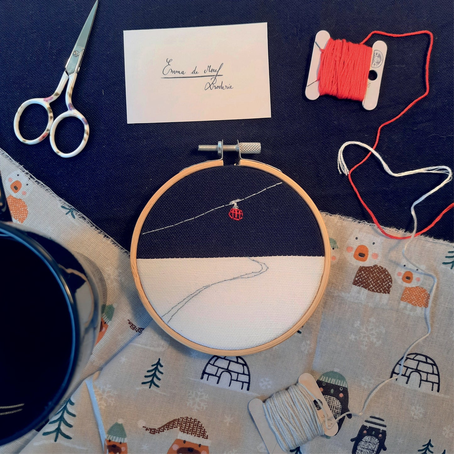 Petite broderie "Télécabine"