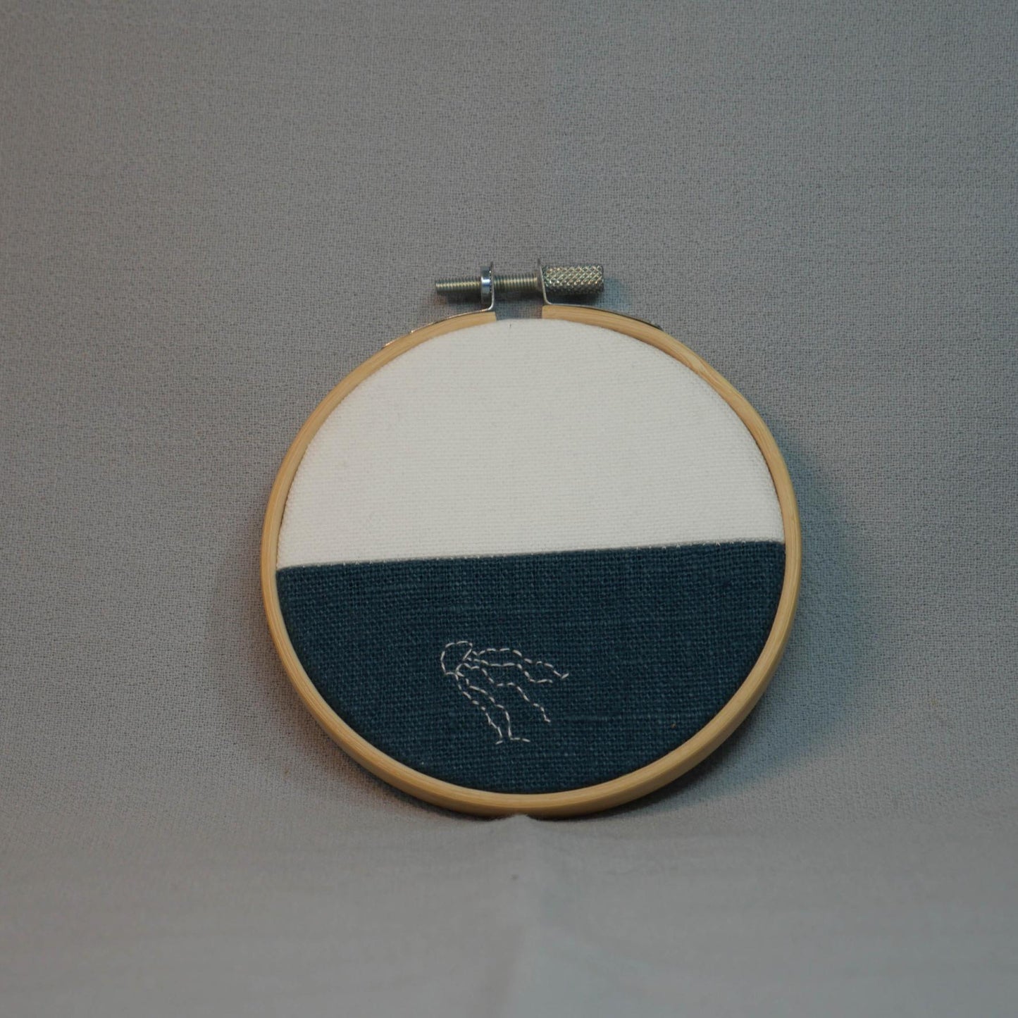 Petite broderie "Méduse"